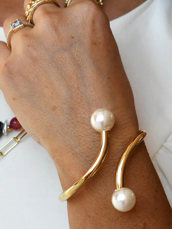 Kind of a Moment Double Pearl Bangle- Gold